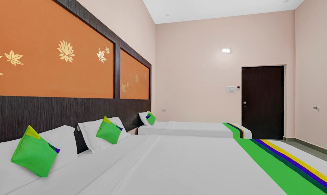 Grand Jp Inn Near 2 Km From Gundlupet Bus Stand Zewnętrze zdjęcie