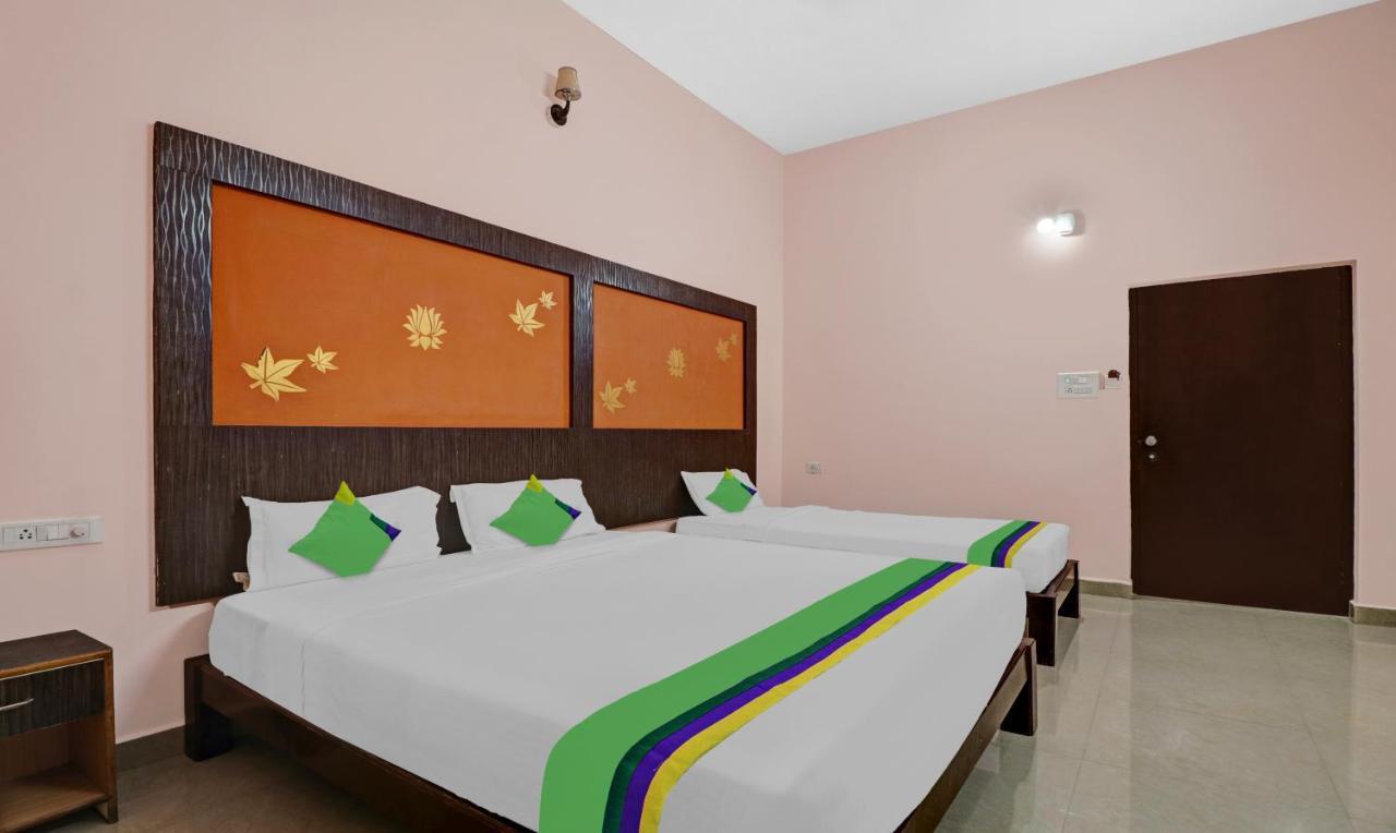 Grand Jp Inn Near 2 Km From Gundlupet Bus Stand Zewnętrze zdjęcie